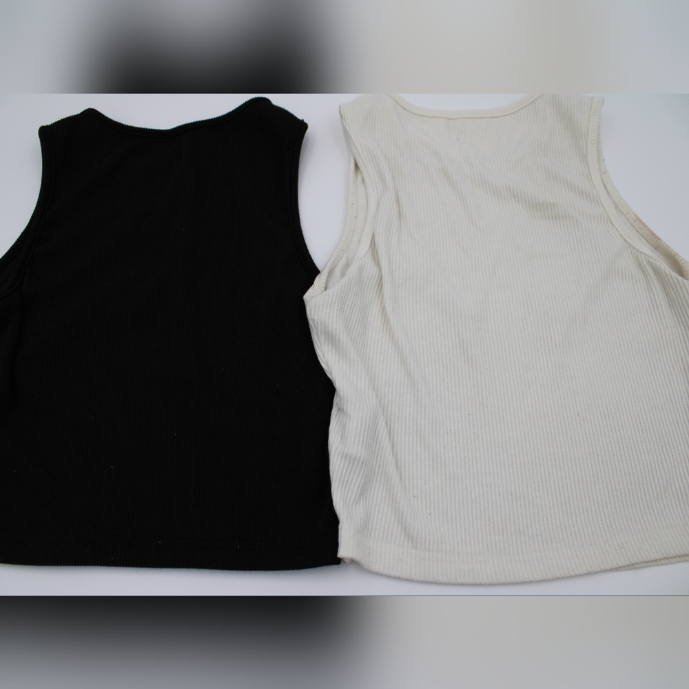 Bundle of 4 Women’s Ribbed Cropped Tank Tops – XS - Picture 7 of 8